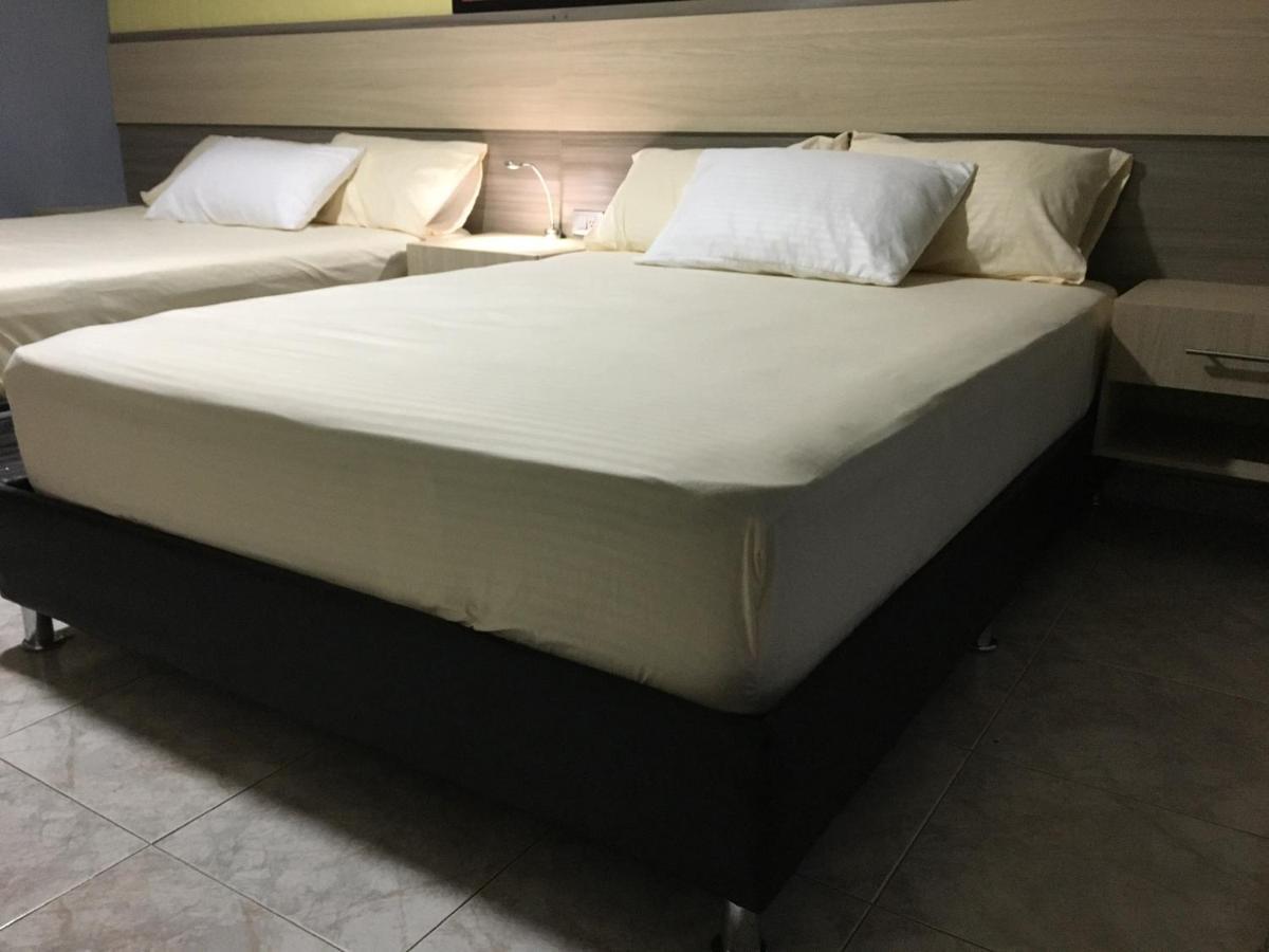 Hotel Don Juan บูกา ภายนอก รูปภาพ